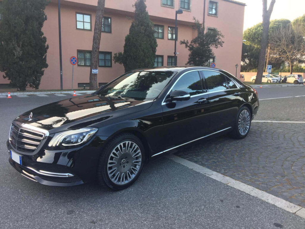 car driver service, autista